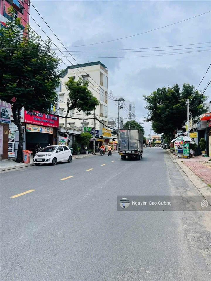 Nhà mặt tiền 5x32m trần thị cờ gồm nhà cấp 4 bán tạp hoá và 3 phòng trọ, tiện kinh doanh buôn bán