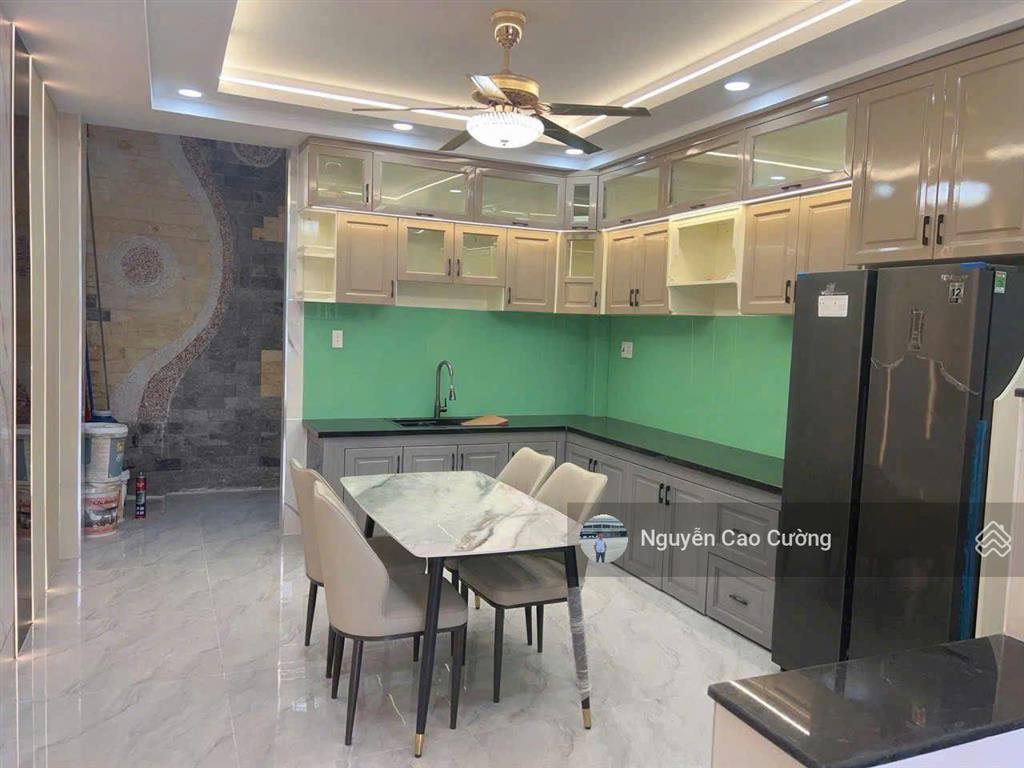 Bán nhà mặt tiền 5x23m có thang máy, tân thới nhất 6, gần chợ lạc quang, q12