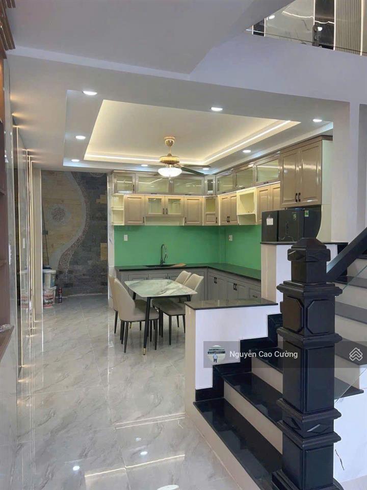Bán nhà mặt tiền 5x23m có thang máy, tân thới nhất 6, gần chợ lạc quang, q12
