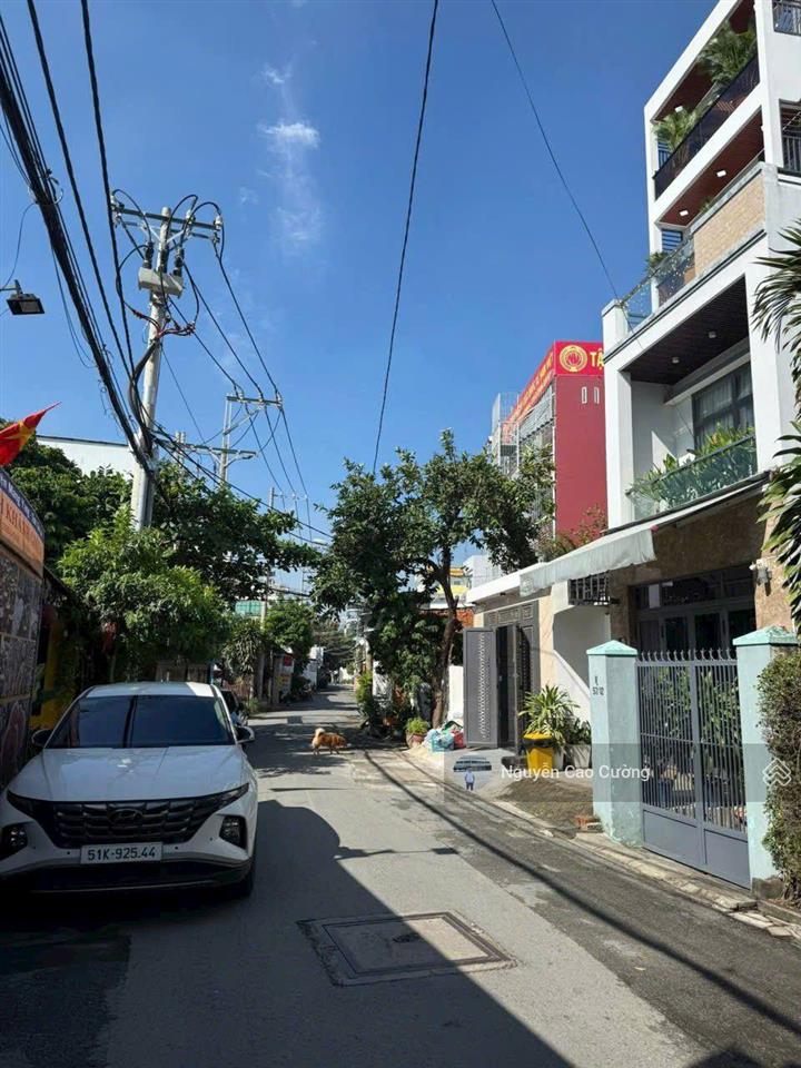 Bán nhà mặt tiền 5x23m có thang máy, tân thới nhất 6, gần chợ lạc quang, q12