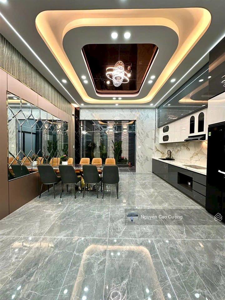 Bán nhà mặt tiền 5x23m có thang máy, tân thới nhất 6, gần chợ lạc quang, q12