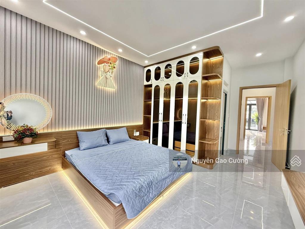 Giảm 500tr, nhà phố 4x20m có thang máy, đường 6m thông lê thị riêng gần cấp 2 nguyễn trung trực q12