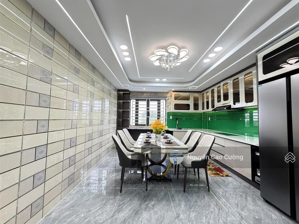 Giảm 500tr, nhà phố 4x20m có thang máy, đường 6m thông lê thị riêng gần cấp 2 nguyễn trung trực q12