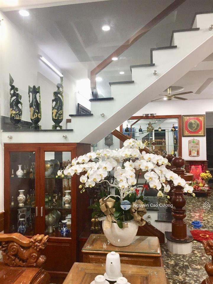 Hạ giá 2tỷ, siêu phẩm biệt thự 8x27m đường nhựa 8m thông, tân thới hiệp 21 gần bệnh viện q12