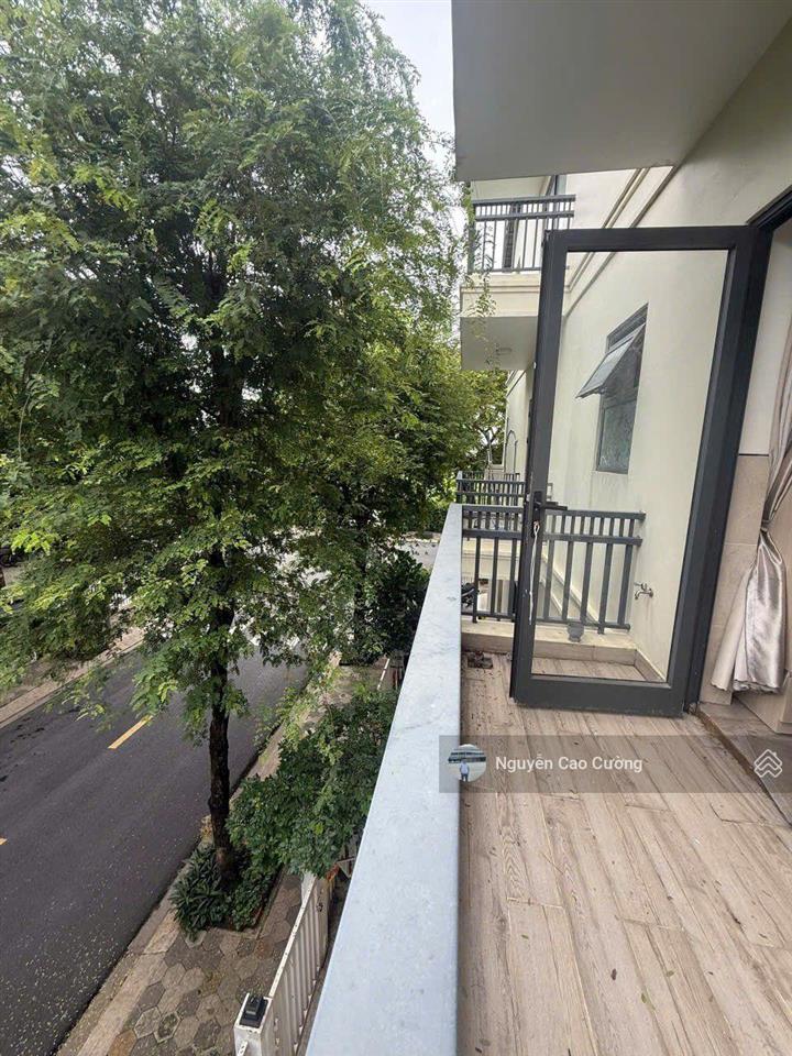 Bán biệt thự góc 2 mặt tiền  senturia vườn lài an phú đông q12