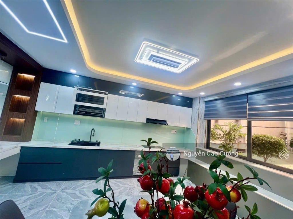 Giảm 800tr, nhà phố 4,5x19m 1lững 3 lầu đường 6m , 1/ thạnh xuân 25, gần ủy ban phường