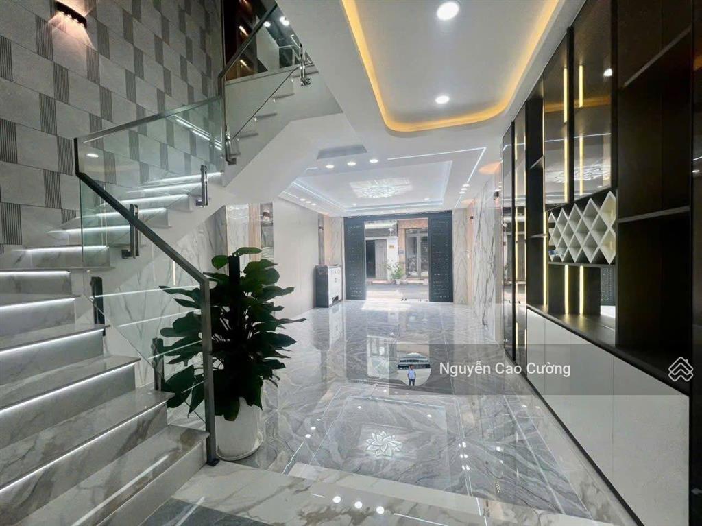 Giảm 800tr, nhà phố 4,5x19m 1lững 3 lầu đường 6m , 1/ thạnh xuân 25, gần ủy ban phường