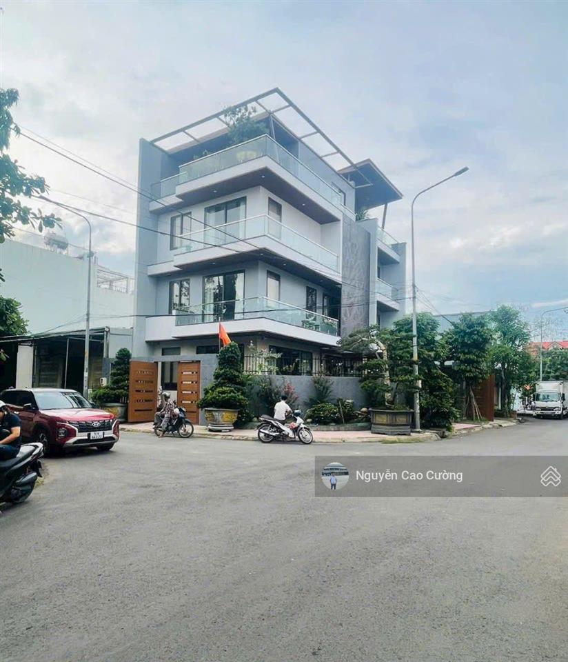 Biệt thự view sông 254m2 có thang máy, đường 20m, khu biệt thự kdc phú nhuận, lê thị riêng, thới an