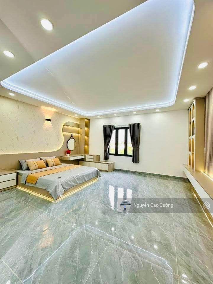 Villa phố thang máy 7x20m nở hậu 8m, 1lững 3 lầu đường 8m 1/ thạnh lộc 37 gần uỷ ban phường