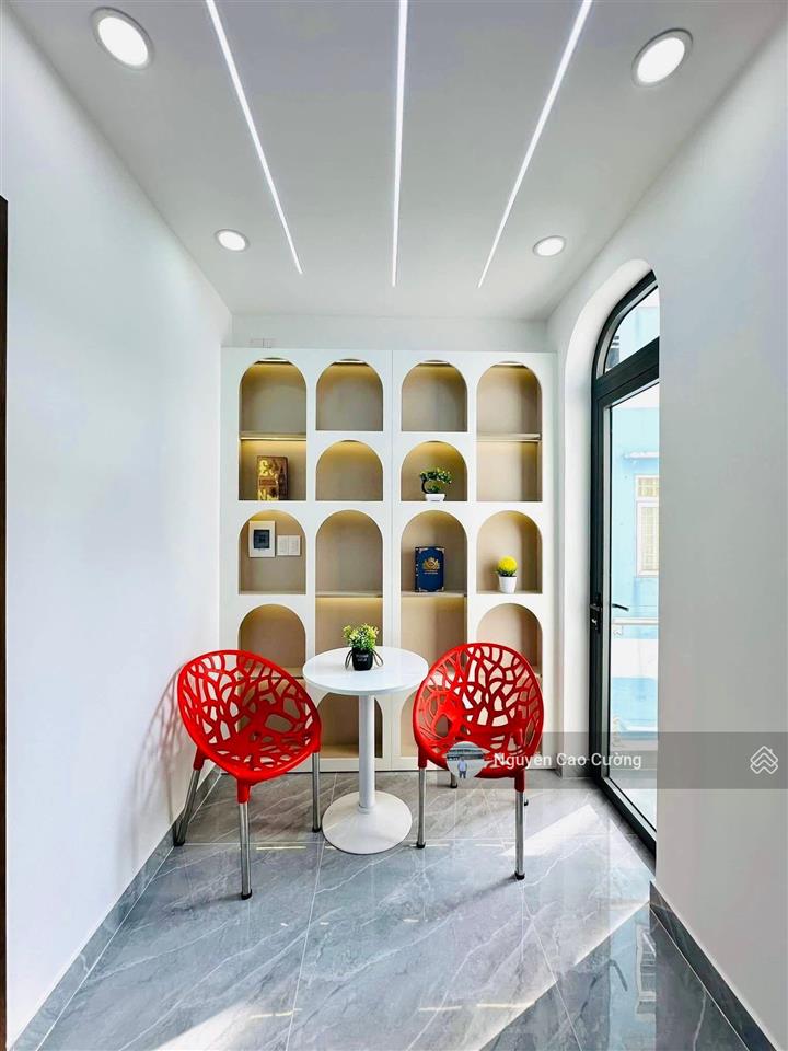 Villa phố thang máy 7x20m nở hậu 8m, 1lững 3 lầu đường 8m 1/ thạnh lộc 37 gần uỷ ban phường