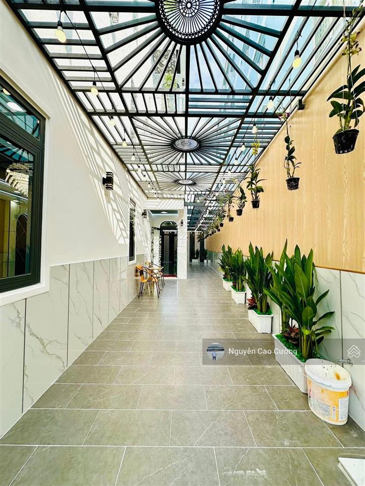 Villa phố thang máy 7x20m nở hậu 8m, 1lững 3 lầu đường 8m 1/ thạnh lộc 37 gần uỷ ban phường