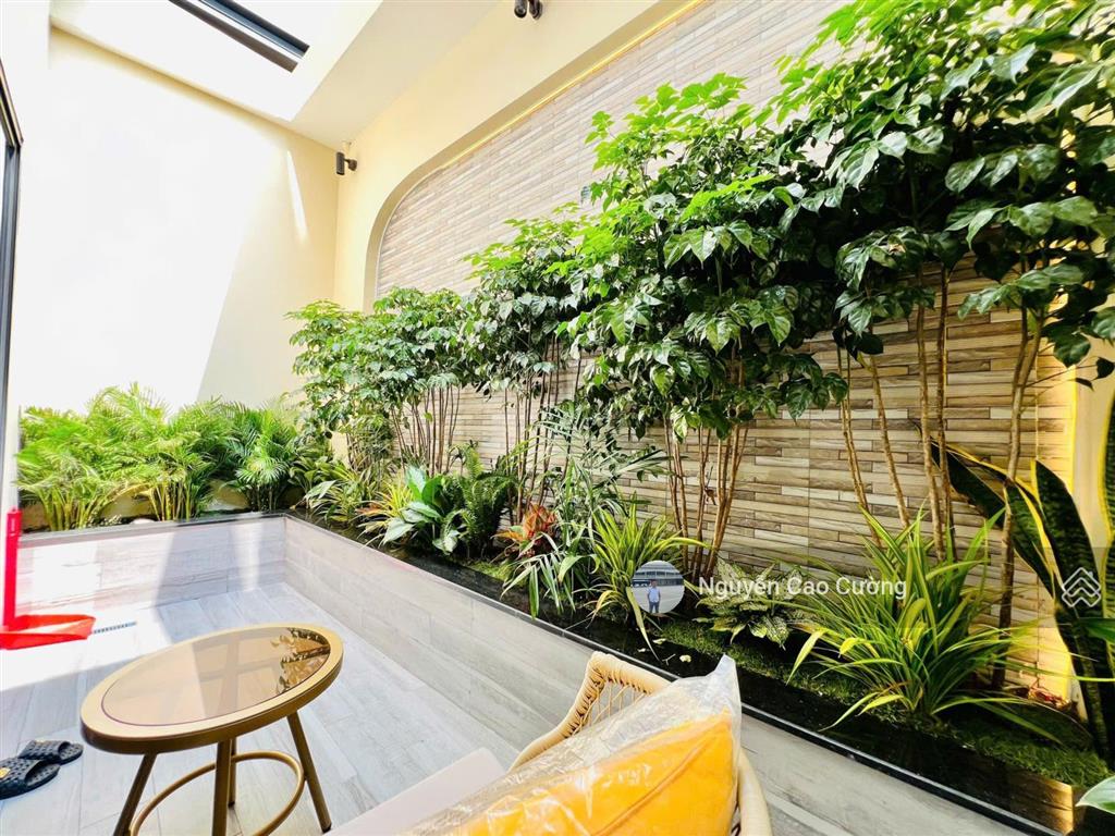 Siêu phẩm mặt tiền thang máy 5x25m đúc 5 tầng, nội thất nhập khẩu ý, đường hiệp thành 18, q12