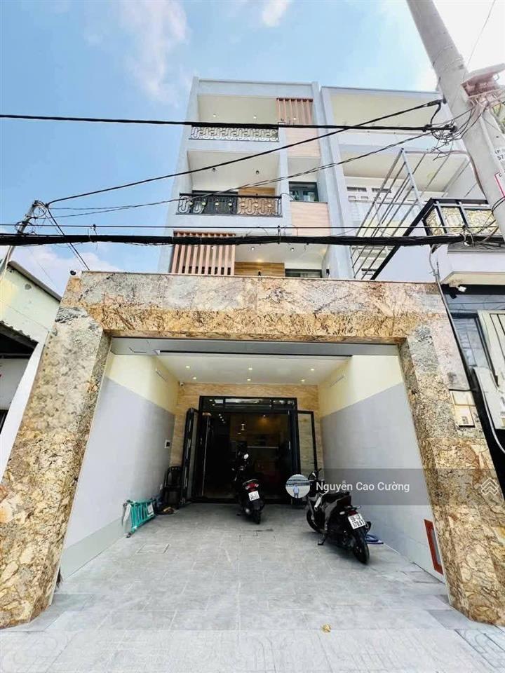Siêu phẩm mặt tiền thang máy 5x25m đúc 5 tầng, nội thất nhập khẩu ý, đường hiệp thành 18, q12