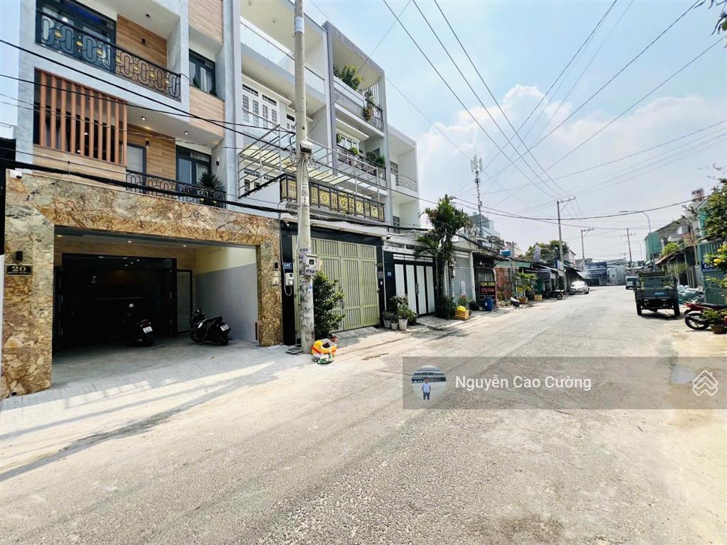 Siêu phẩm mặt tiền thang máy 5x25m đúc 5 tầng, nội thất nhập khẩu ý, đường hiệp thành 18, q12