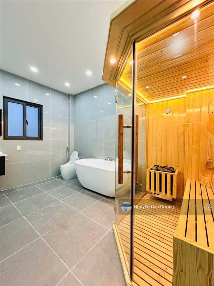 Nhà phố thang máy, full nội thất đường 8m, 4x20m, 1 lửng 3 lầu thạnh lộc 37 gần cấp 3 trần hưng đạo