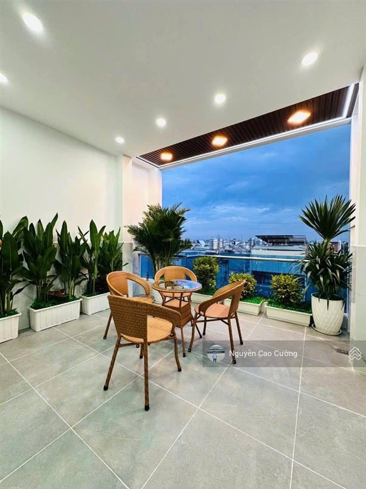 Nhà phố thang máy, full nội thất đường 8m, 4x20m, 1 lửng 3 lầu thạnh lộc 37 gần cấp 3 trần hưng đạo