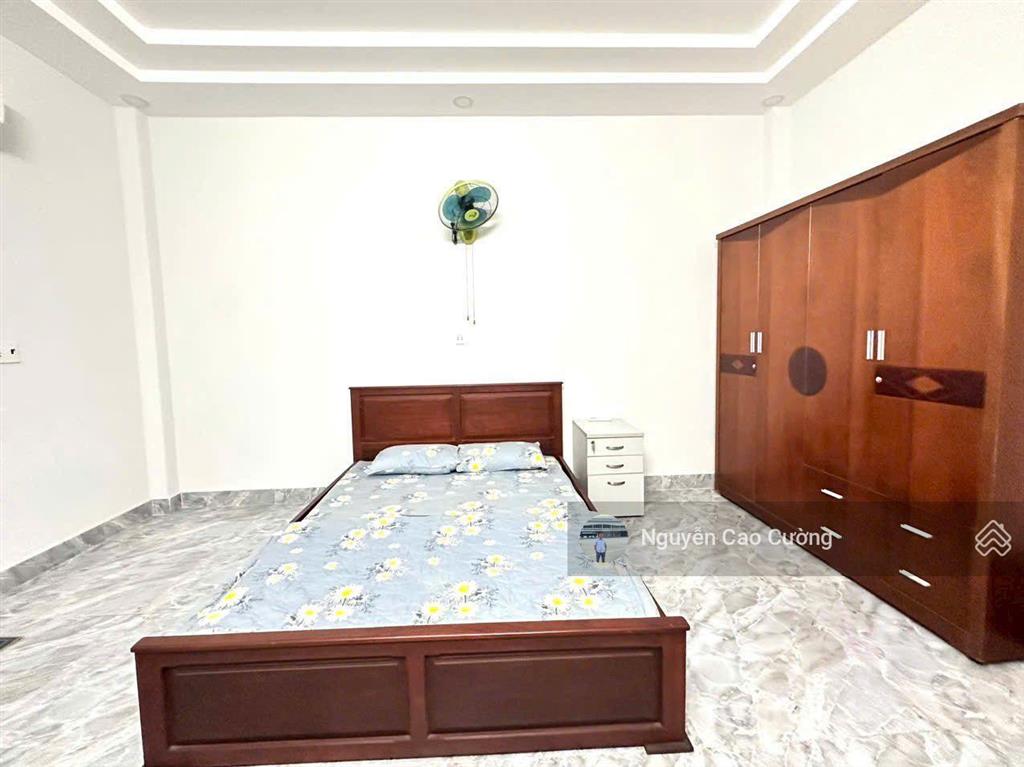 Bán nhà 4x20m mặt tiền đường trần thị hè khu vực sầm uất, kinh doanh tốt, hiệp thành, q12