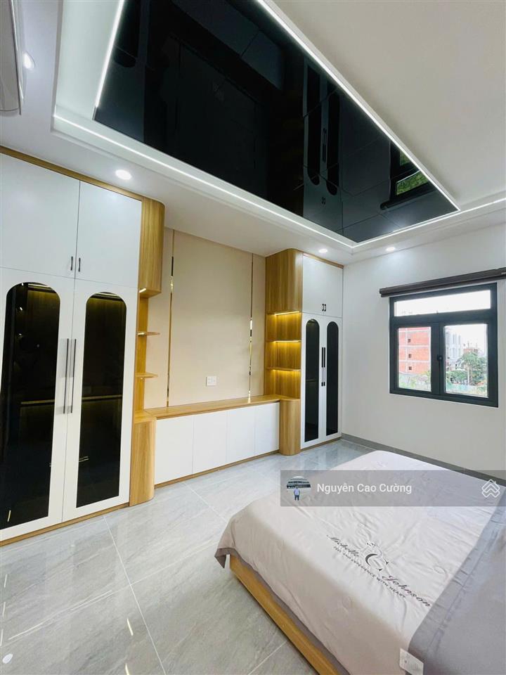 Nhà phố nội thất đẹp, 4x16m, 1 lửng 3 lầu, đường nhựa 8m, thạnh xuân 25