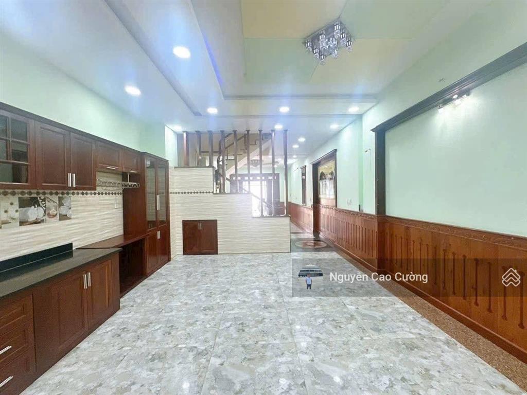 Nhà mặt tiền trần thị cờ 5x26m đúc 4 tầng đường 20m kinh doanh buôn bán sầm uất, thới an, q12