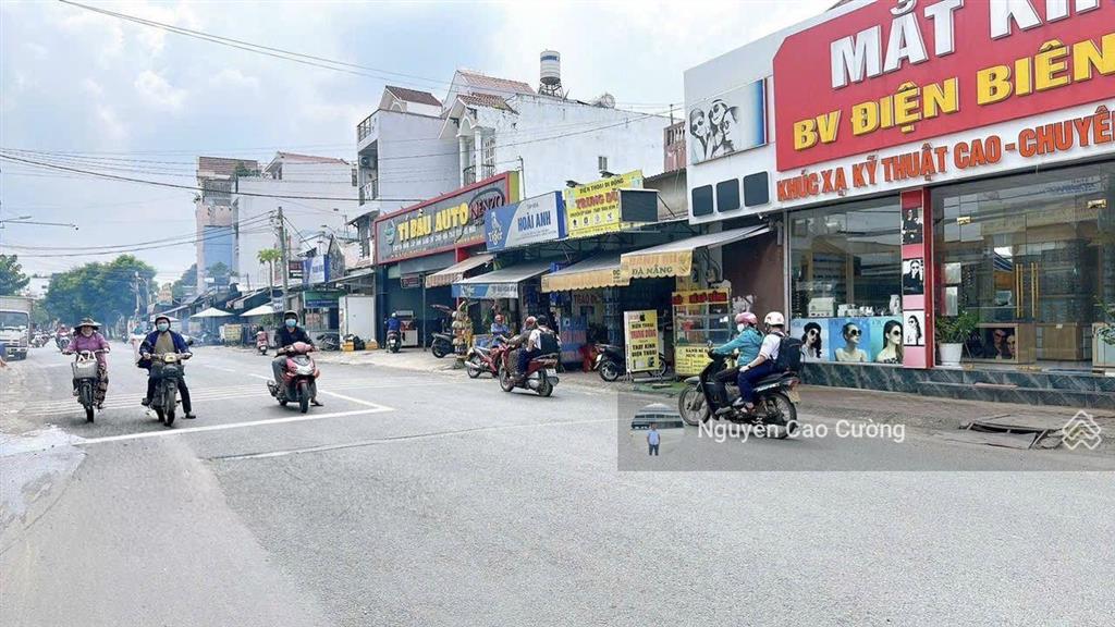 Nhà mặt tiền trần thị cờ 5x26m đúc 4 tầng đường 20m kinh doanh buôn bán sầm uất, thới an, q12