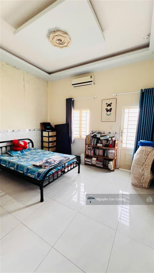 Bán nhà 4x22m 1trệt 3 lầu đường 7m gần chợ hạt điều huỳnh thị hai, tân chánh hiệp