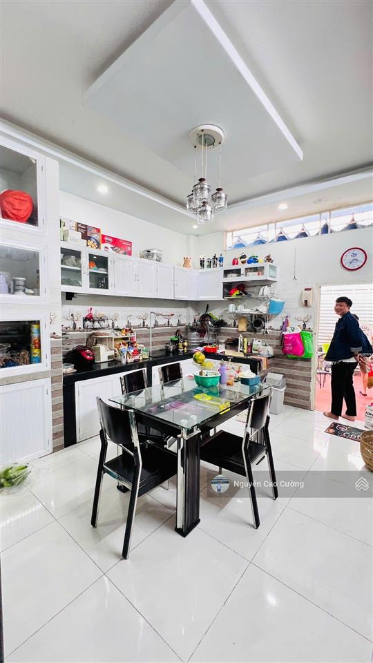 Bán nhà 4x22m 1trệt 3 lầu đường 7m gần chợ hạt điều huỳnh thị hai, tân chánh hiệp