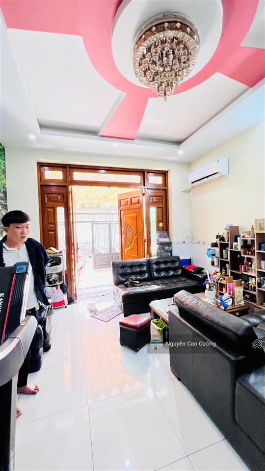 Bán nhà 4x22m 1trệt 3 lầu đường 7m gần chợ hạt điều huỳnh thị hai, tân chánh hiệp