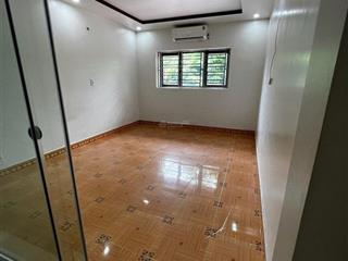 Cho thuê nhà mặt đường tuyến 2  lô 9 lê hồng phong
