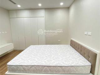 Chính chủ cần bán gấp chung cư golden palace, 3pn, 118m2, giá 60tr/m2,  0976 647 ***