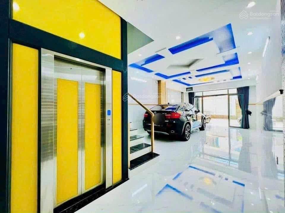 Bán nhà 1 trệt 4 lầu 2 mặt tiền, đường lạc long quân p.vũng tàu , giá 16 tỷ 500