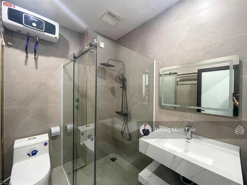 Nhà 7 tầng thang máy tuyến 2 lê hồng phong  40m2  tây tứ trạch