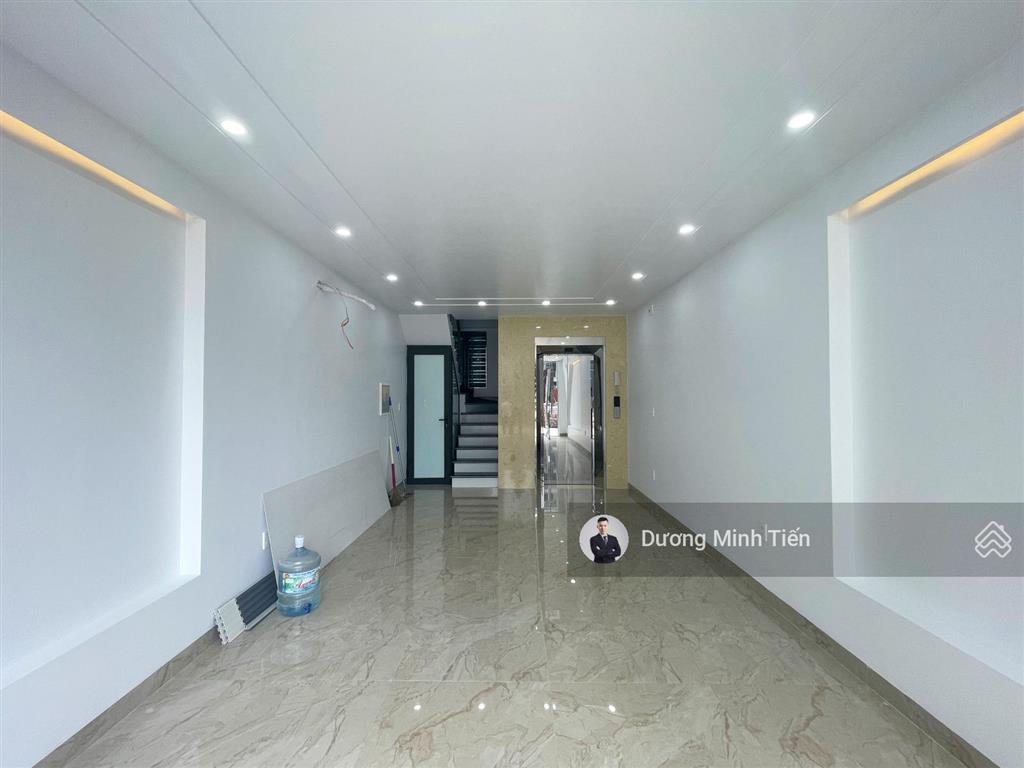 Nhà 7 tầng thang máy tuyến 2 lê hồng phong  40m2  tây tứ trạch