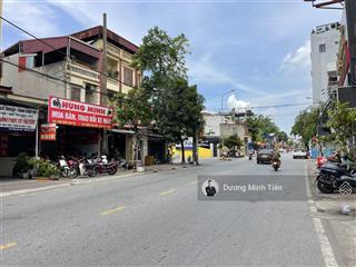 111.8m2 đất mặt đường ngô gia tự  ngang 4.3m  đoạn đẹp