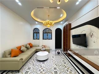 Nhà 5 tầng thang máy văn cao  58m2  đường 12m