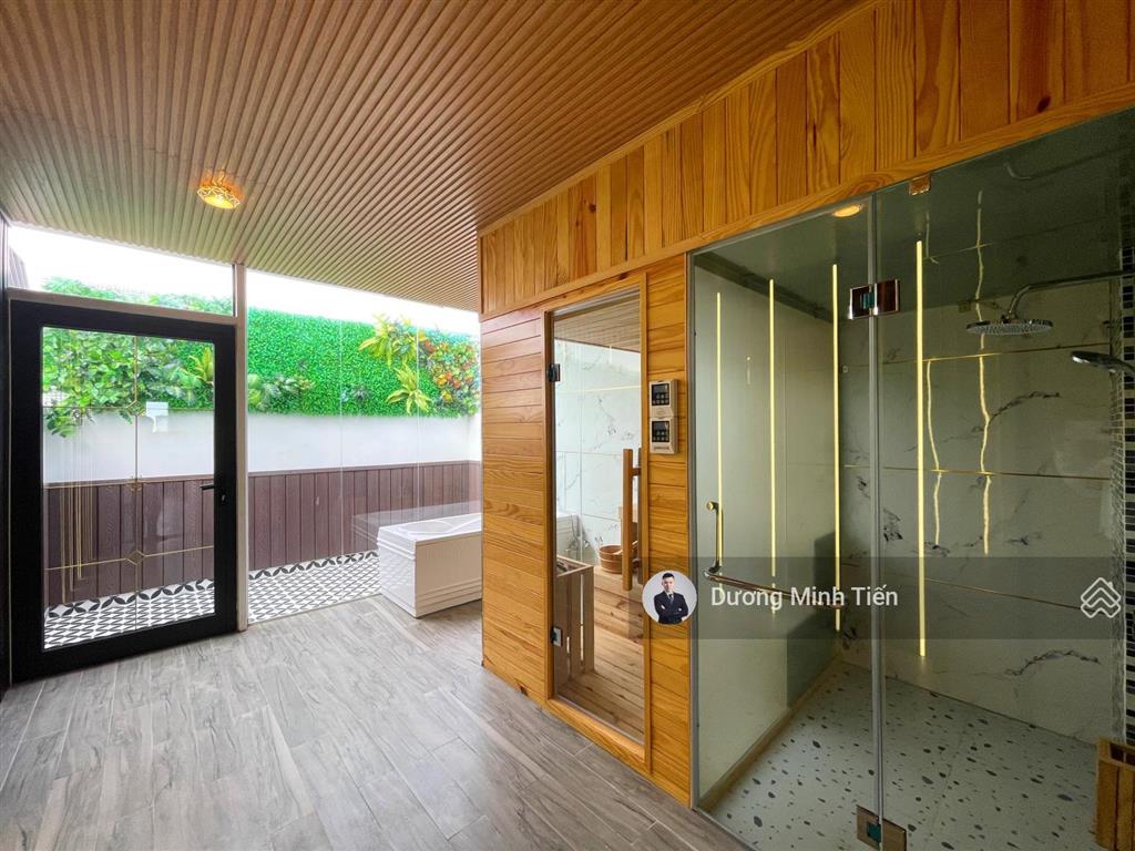 Nhà 5 tầng thang máy tuyến 2 trung lực  65m2  hướng nam