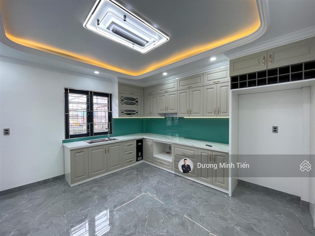 Nhà 5 tầng xây mới lô 22 lê hồng phong  52m2  tây nam