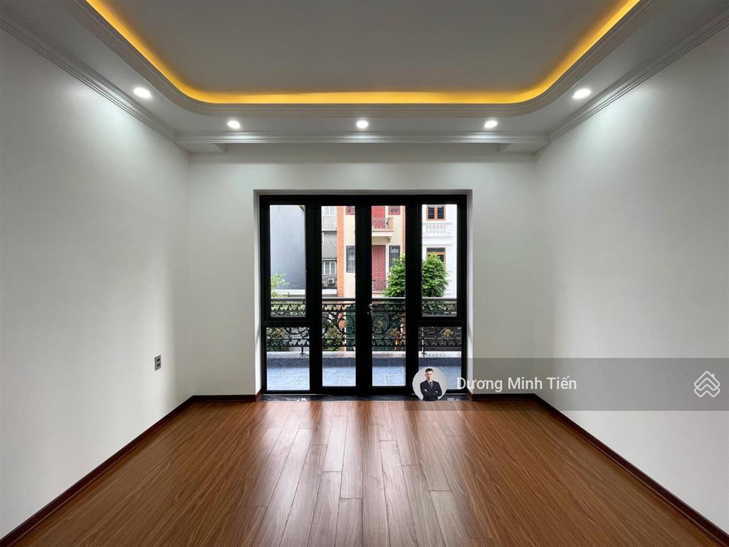 Nhà 5 tầng xây mới lô 22 lê hồng phong  52m2  tây nam