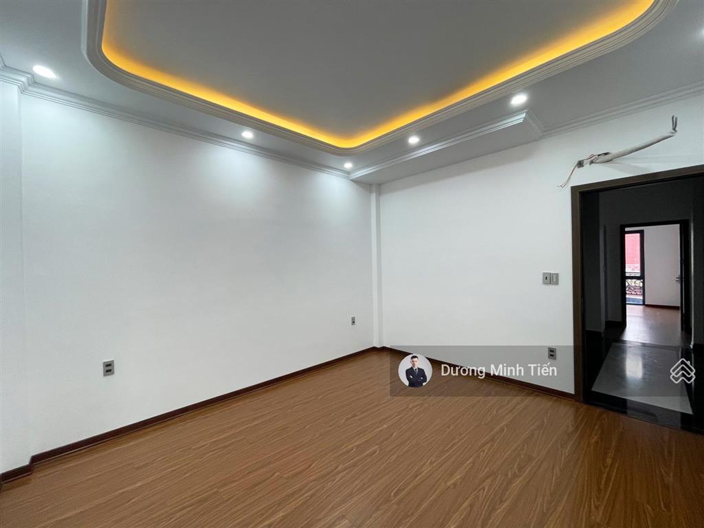 Nhà 5 tầng xây mới lô 22 lê hồng phong  52m2  tây nam