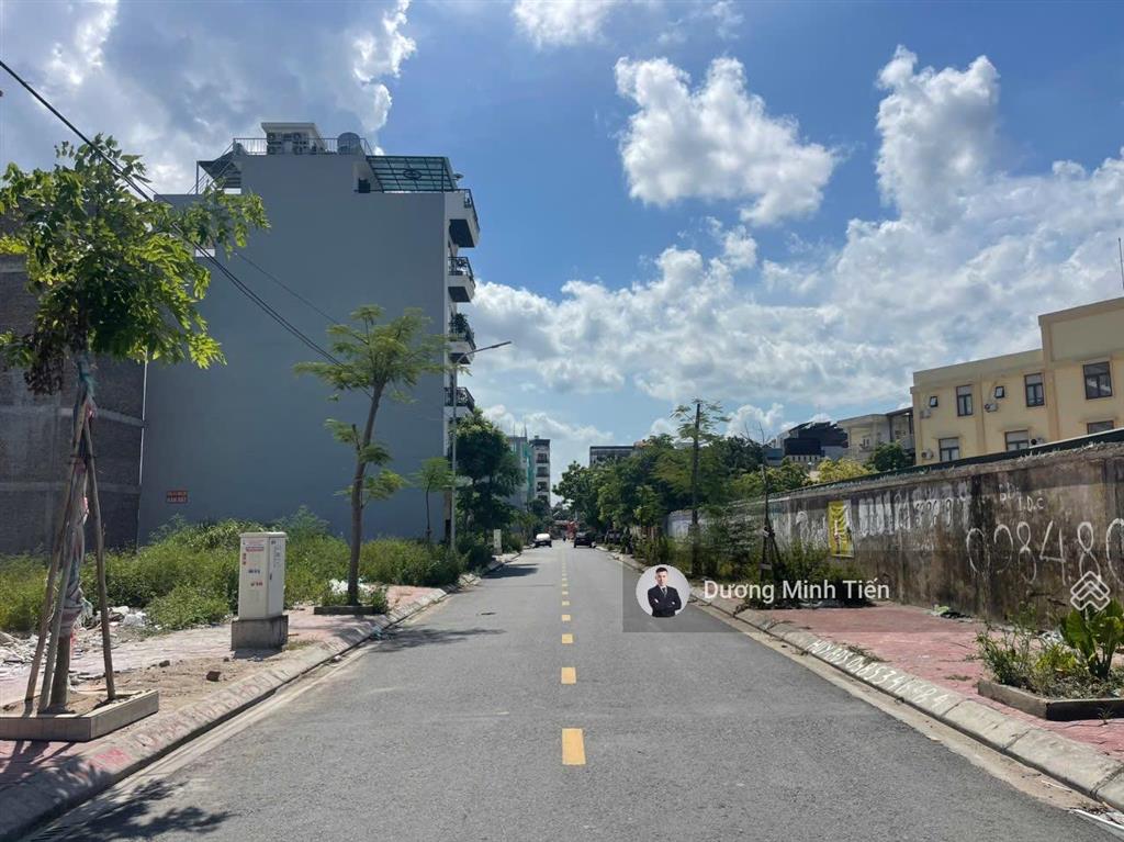 Lô góc 85m2 đất tđc cây đa  ngang 5m  đường 11m  view công viên