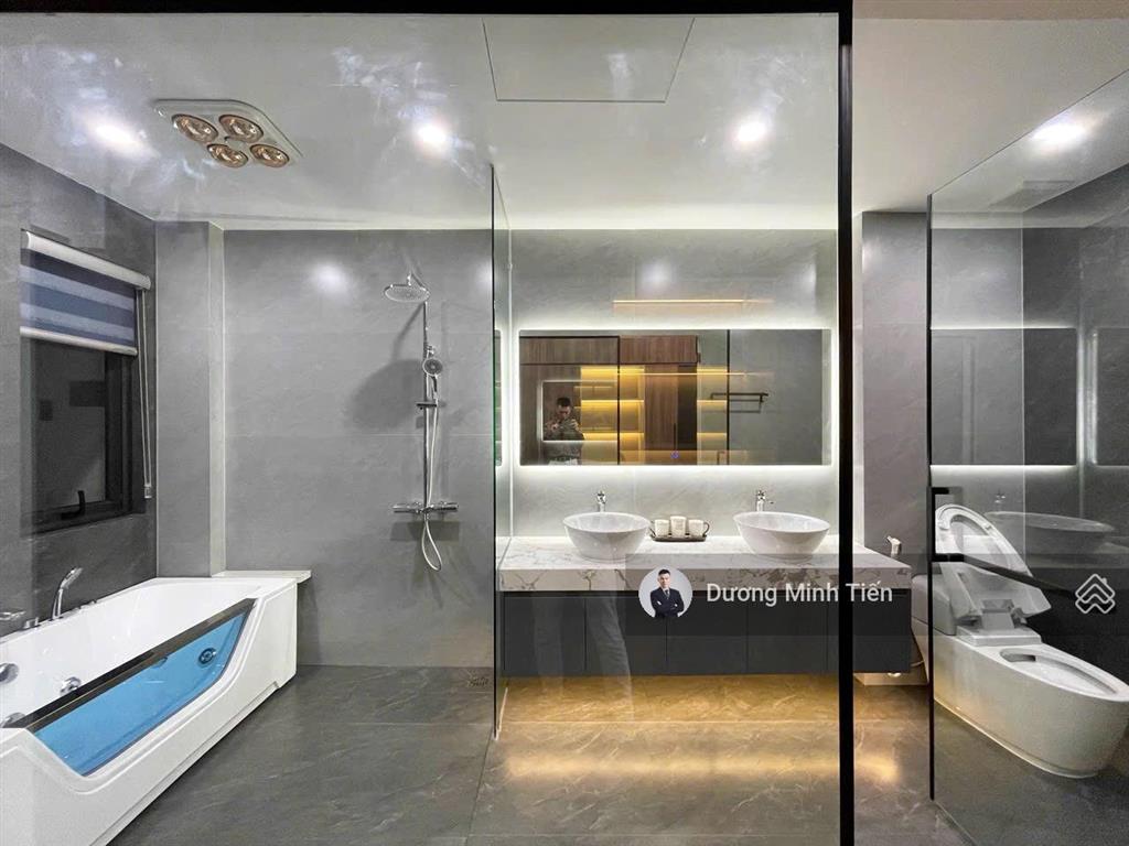 Siêu phẩm 7 tầng thang máy tuyến 2 lê hồng phong  60m2  nội thất cao cấp  hướng đông nam