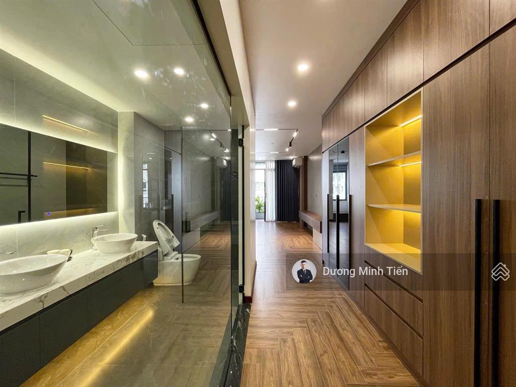 Siêu phẩm 7 tầng thang máy tuyến 2 lê hồng phong  60m2  nội thất cao cấp  hướng đông nam