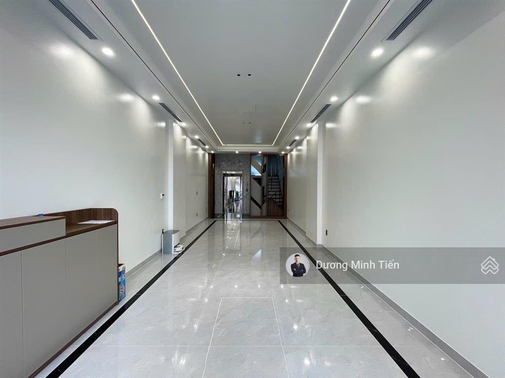 Siêu phẩm 7 tầng thang máy tuyến 2 lê hồng phong  60m2  nội thất cao cấp  hướng đông nam