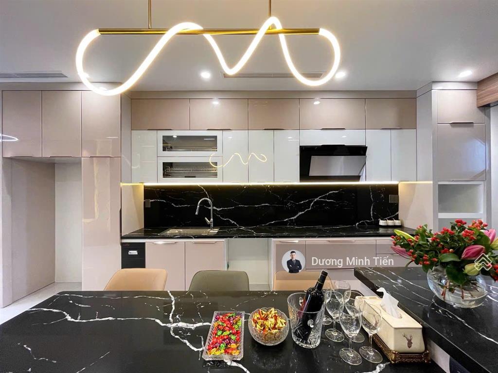 Siêu phẩm 7 tầng thang máy tuyến 2 lê hồng phong  60m2  nội thất cao cấp  hướng đông nam