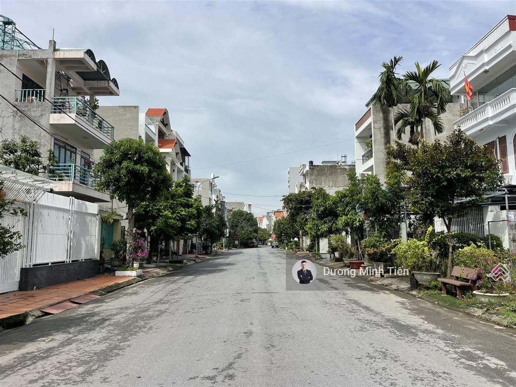 95.18m2 đất mặt phố nguyễn đồn ngang 5m hướng nam