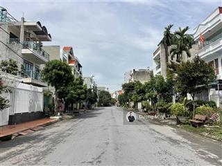 96.88m2 đất mặt phố nguyễn đồn  ngang 5m  hướng nam