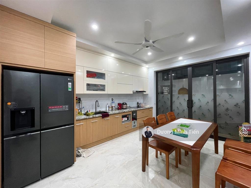 Nhà 4 tầng thang máy 72m2 tuyến 3 lê hồng phong  tây tứ trạch  đường 15m