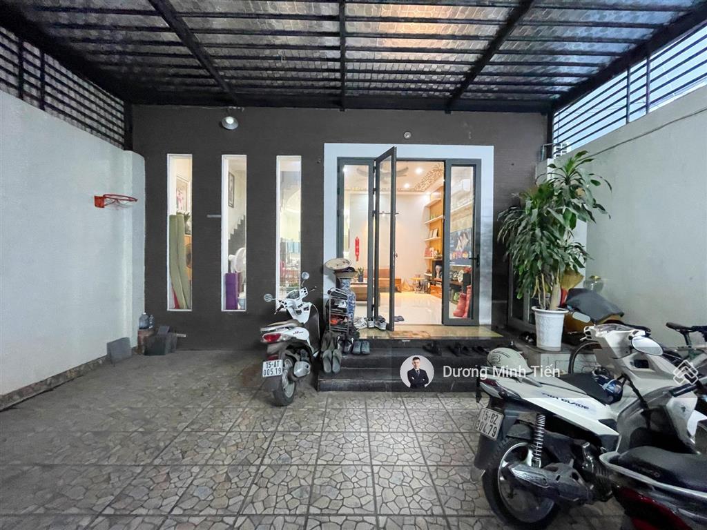 Biệt thự 3 tầng dân xây vị trí tuyến 3 ngô gia tự  128m2 ngang 7.28m  đường 5m