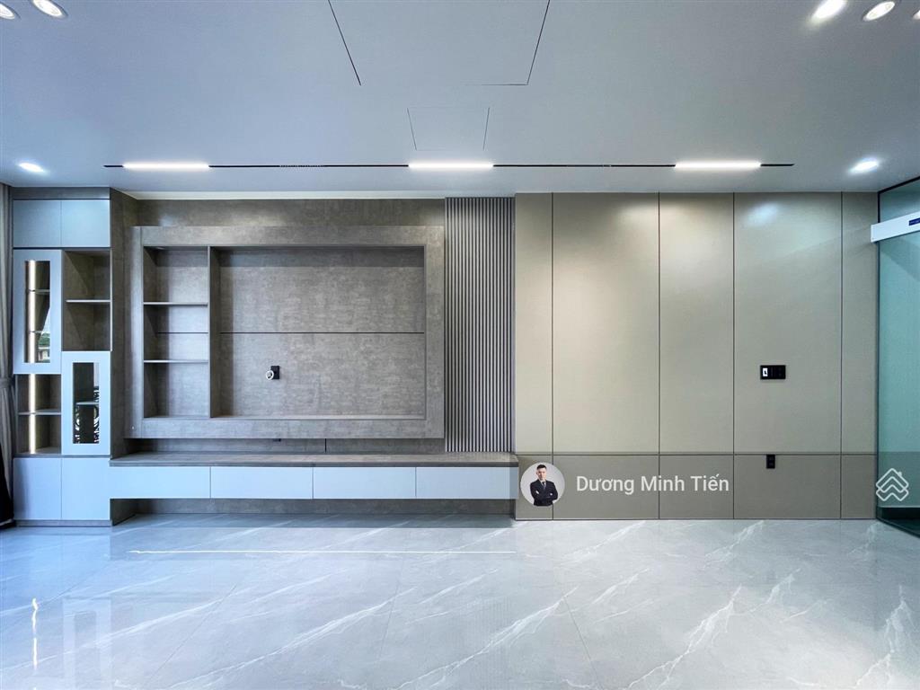 Nhà 6 tầng thang máy tđc cây đa sau toà án  đường 15m  nội thất cao cấp