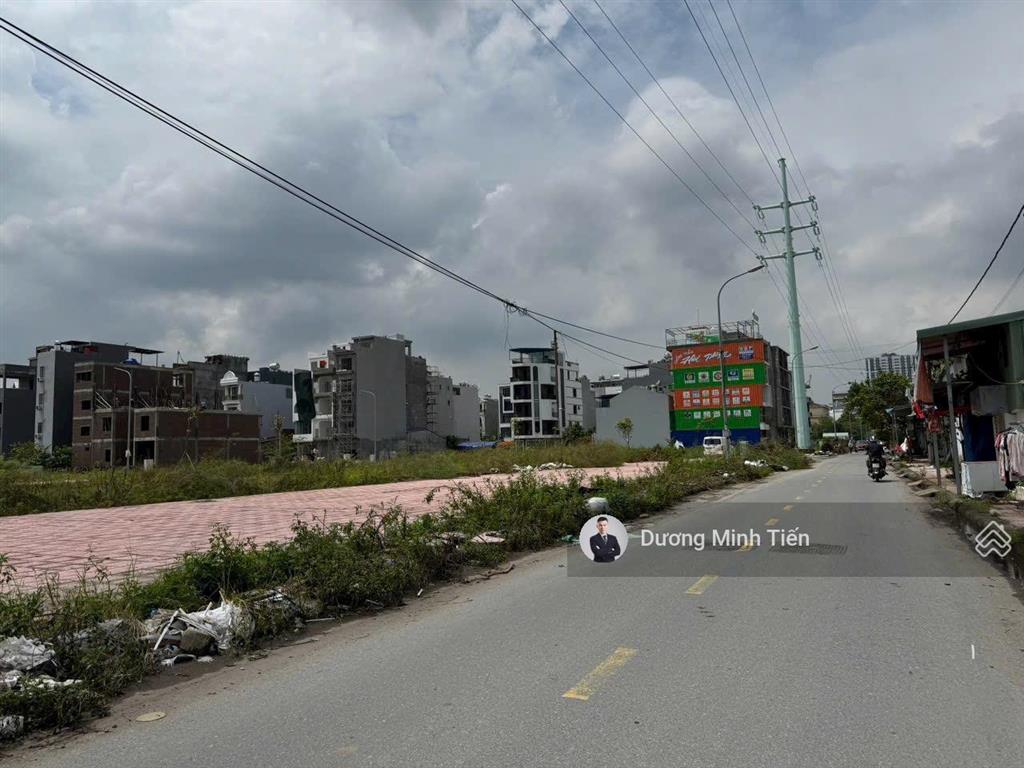 63m2 đất mặt đường bạch thái bưởi  vỉa hè 11m  tây bắc
