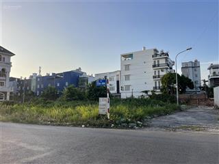 Lô góc 106m2 đất biệt thự vườn hồng  ngang 7.5m  đường 12m